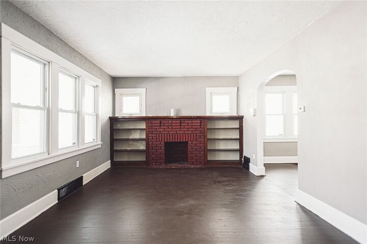 Property Photo:  105 Manchester Avenue  OH 44509 