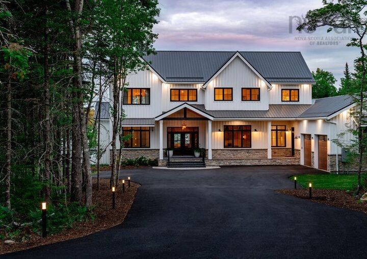 1006 McCabe Lake Drive — photo 1