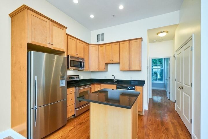 Property Photo:  58 E Springfield Street 3  MA 02118 