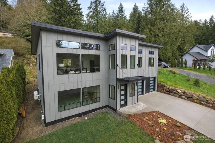 Property Photo:  647  Rainbow Drive  WA 98284 