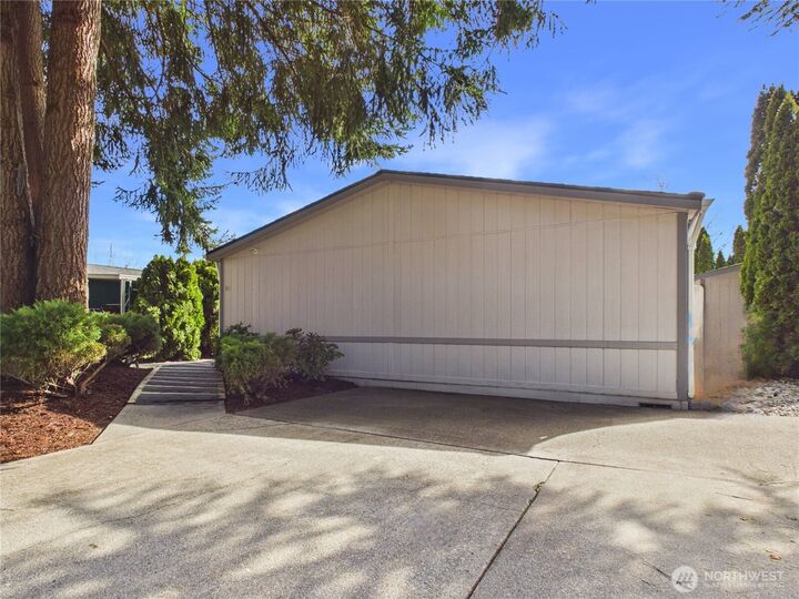 Property Photo:  5250  College Street SE 12  WA 98503 