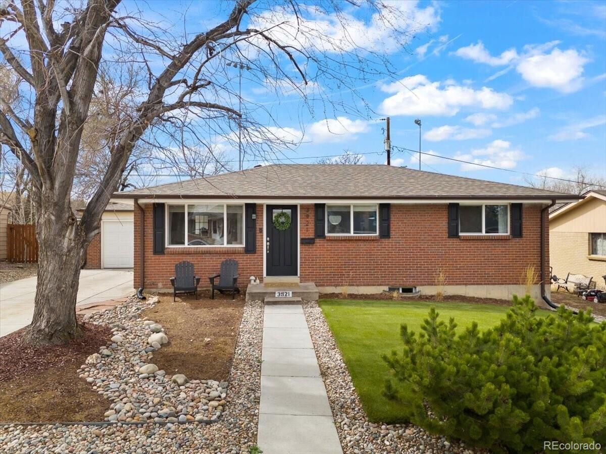 Property Photo:  3921 S Hazel Court  CO 80110 