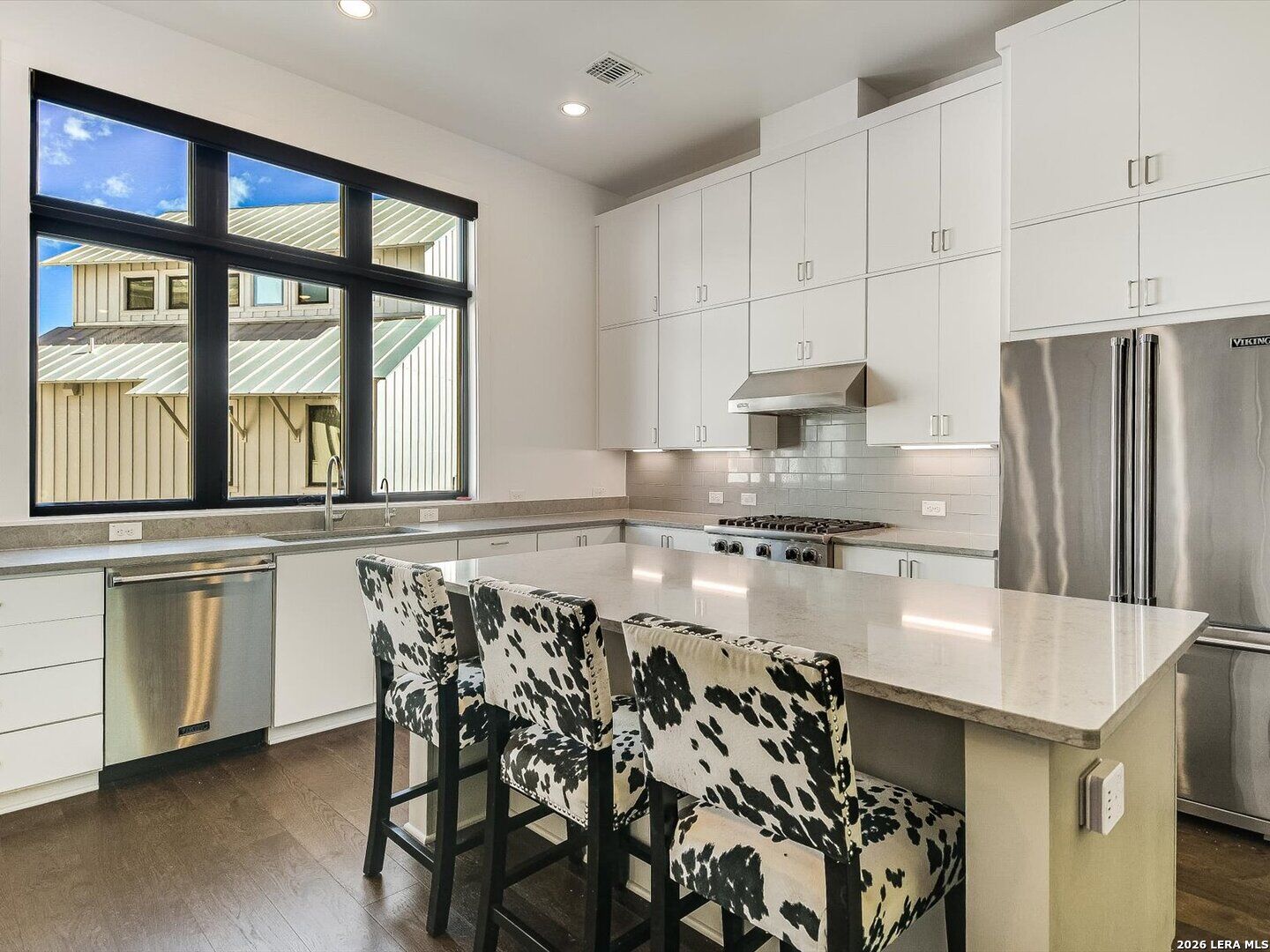 Property Photo:  1226 S Presa Unit 105  TX 78210 