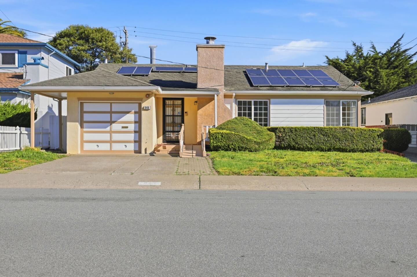 Property Photo:  848 Wildwood Avenue  CA 94015 