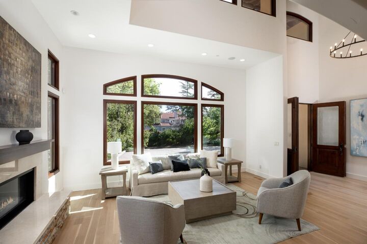 Property Photo: 1330 Villa Drive CA 94024