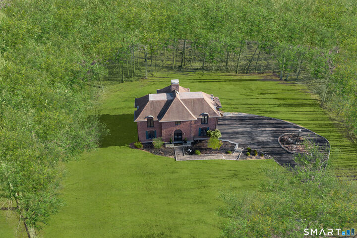 Property Photo:  75 Lilac Lane  CT 06612 