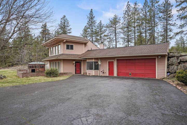 Property Photo:  15709 S Cheney Spokane Rd  WA 99004 