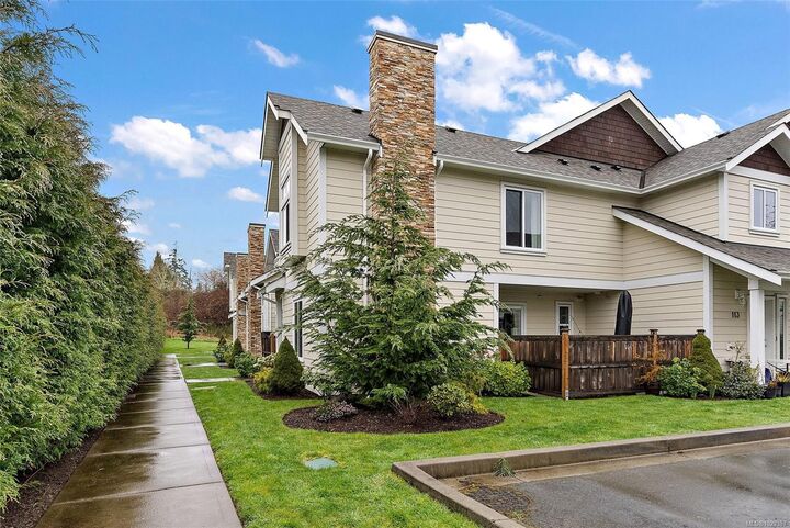 Property Photo:  2038 Gatewood Rd 114  BC V9Z 1L7 