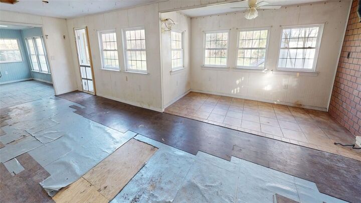 Property Photo: 1678 Fitchetts Wharf Road VA 23119
