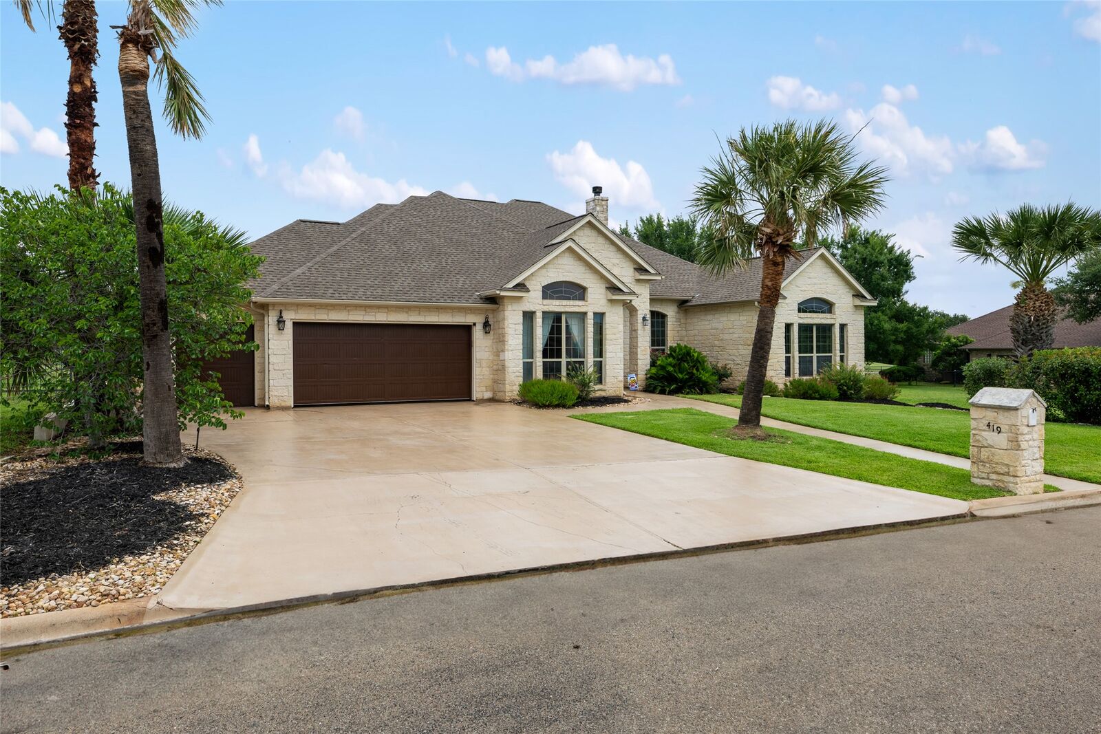 Property Photo: 419 Firestone Drive TX 78654