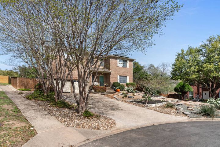 Property Photo: 7000 Bending Oak Road TX 78749