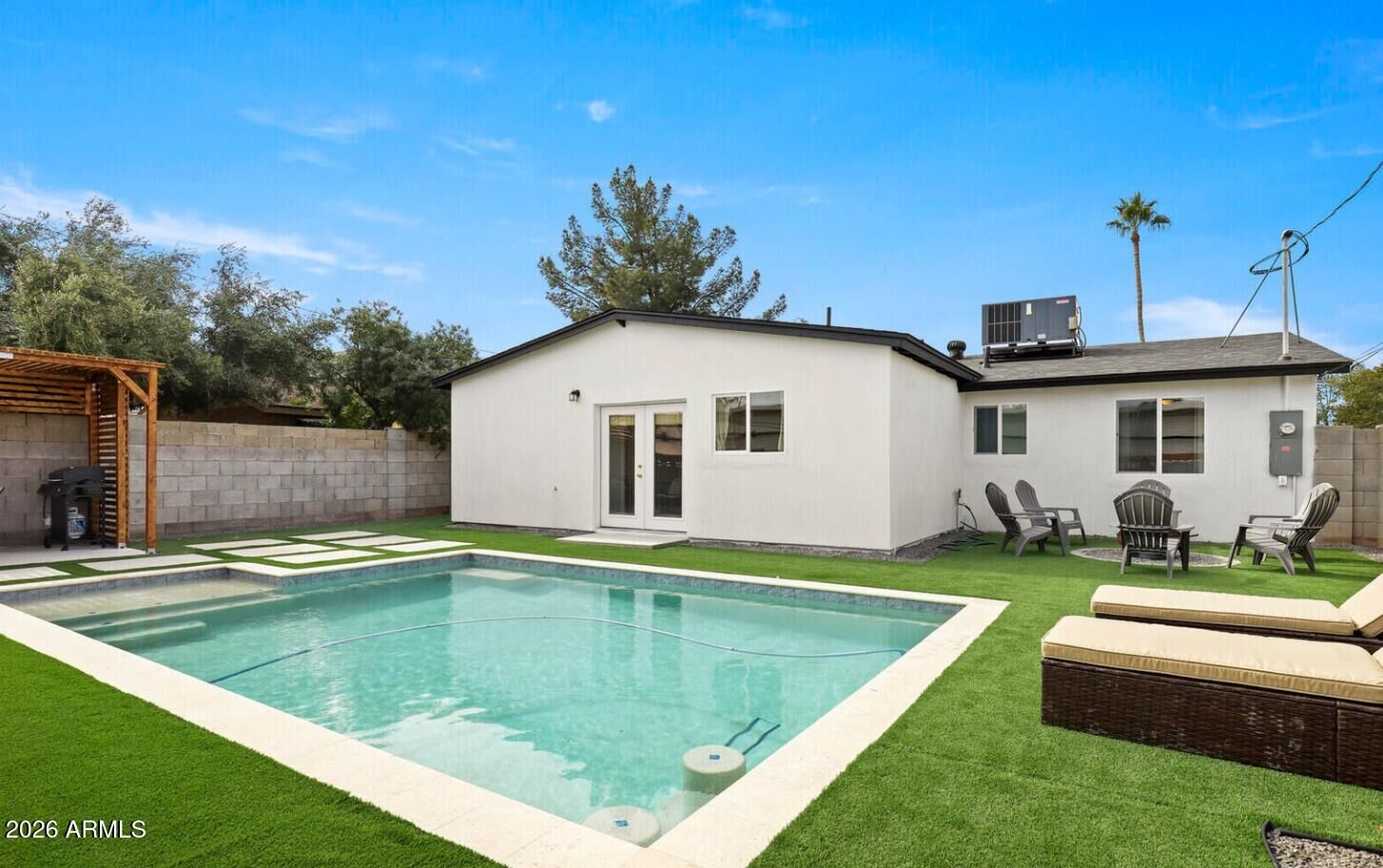 Property Photo:  2231 N Sunset Drive  AZ 85288 