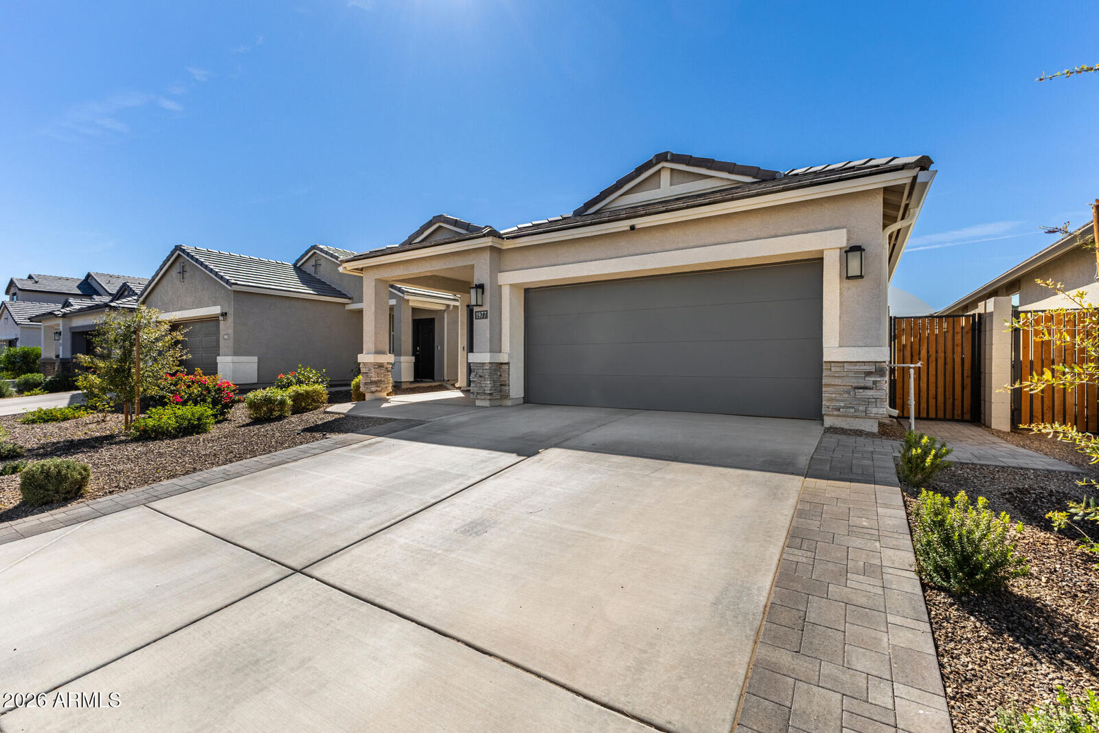 Property Photo:  1977 W Shelly Avenue  AZ 85120 