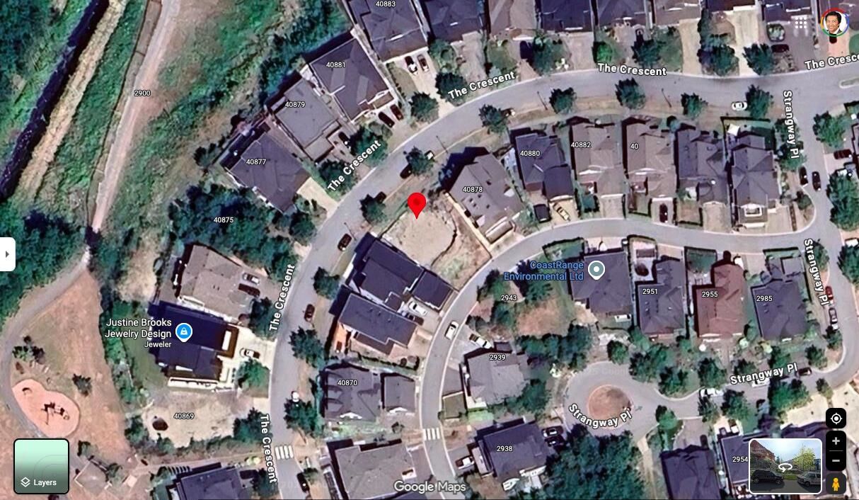 Property Photo: 40876 The Crescent BC V8B 0R9