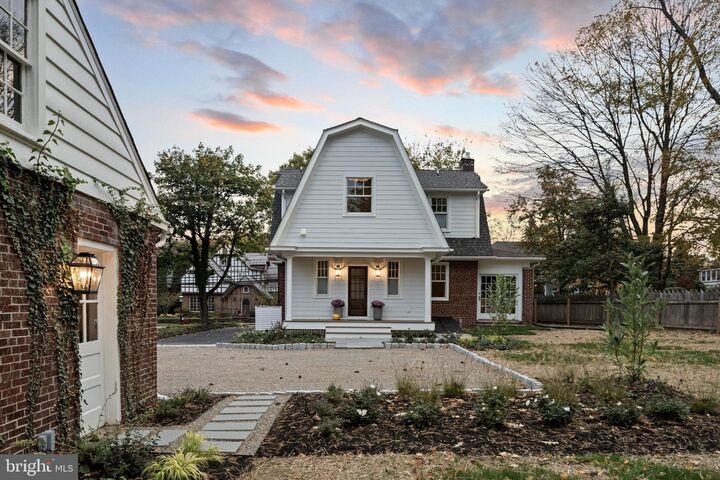 Property Photo:  100 W Bridge Street  PA 18938 