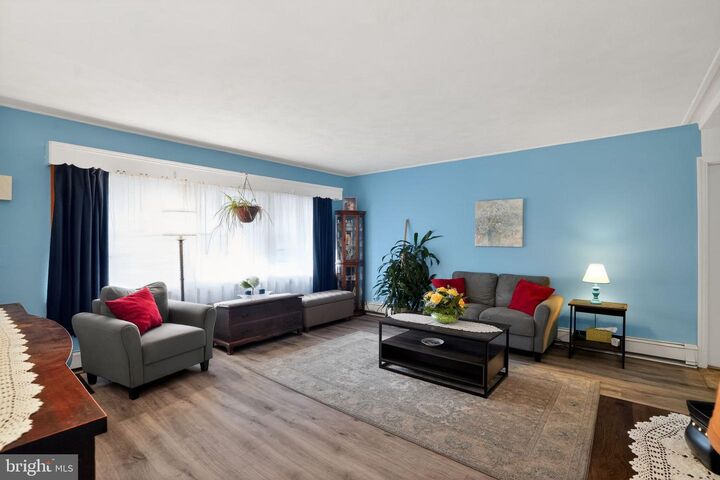 Property Photo: 120 Vermont Lane PA 19054