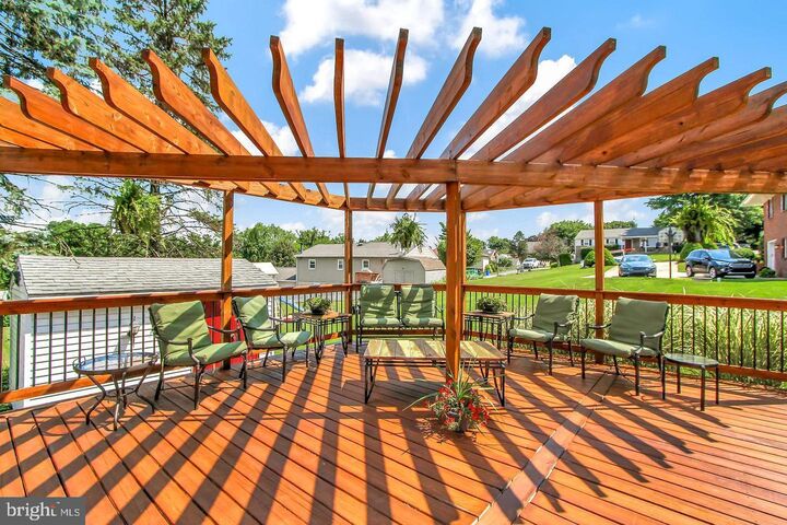 Property Photo:  165 April Lane  PA 17313 