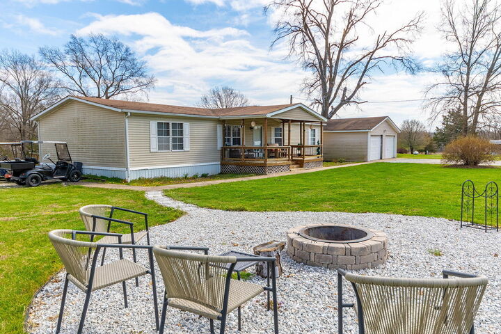 Property Photo: 3980 County Road 259 MO 65251