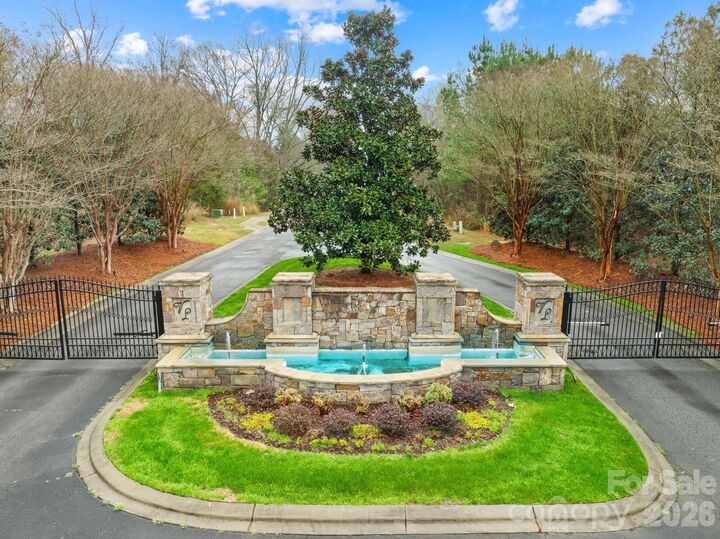 Property Photo:  8334 Victoria Lake Drive  NC 28173 