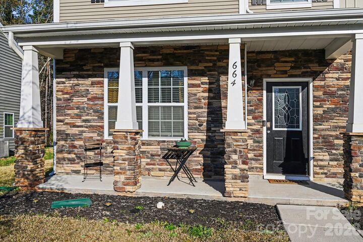 Property Photo:  664 Saddlebred Lane  NC 28097 