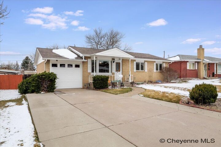 Property Photo:  1608 Madison Ave  WY 82001 