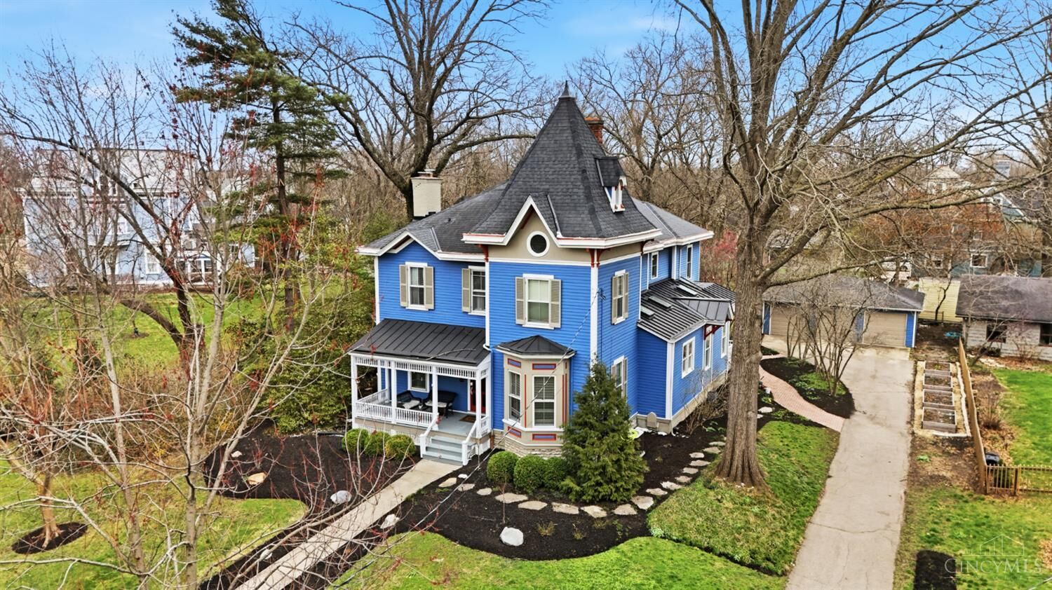 Property Photo:  324 Beech Avenue  OH 45215 