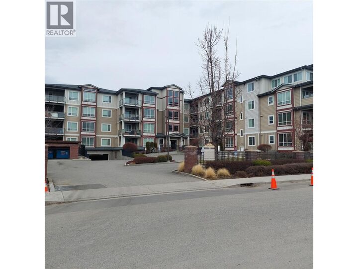 850 Saucier Avenue 122 — photo 1