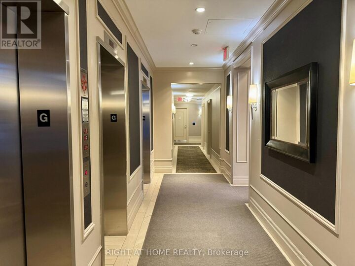 Property Photo: 38 Fontenay Court ON M9A 5H5