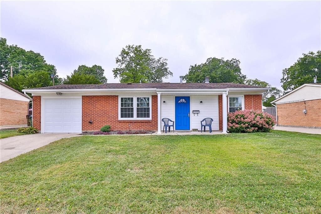 Property Photo:  4307 Meadowcroft Road  OH 45429 