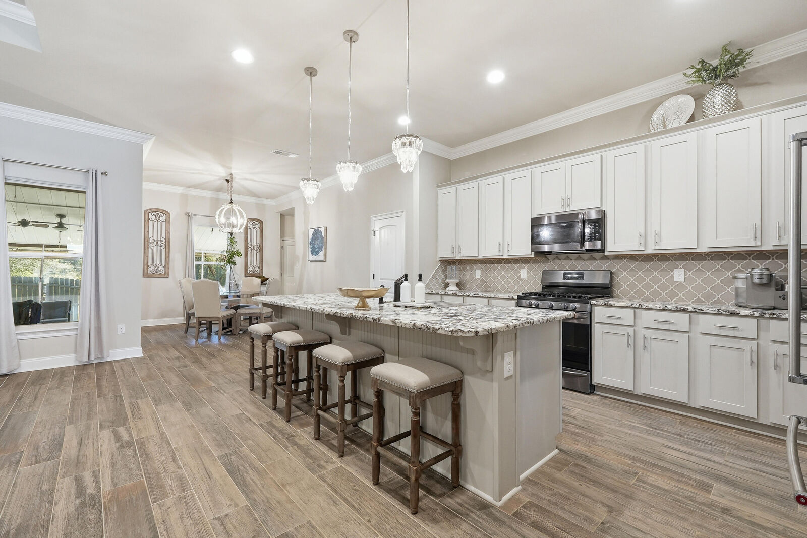 Property Photo: 1559 Sawyers Ridge Cove FL 32533