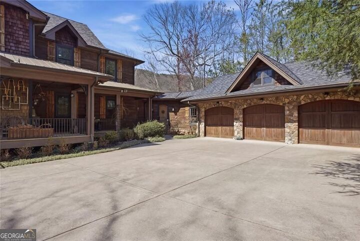 Property Photo:  124 Wilderness Way  GA 30536 
