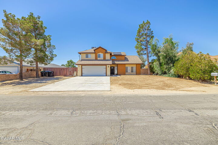 Property Photo:  9950 Karen Avenue  CA 93505 