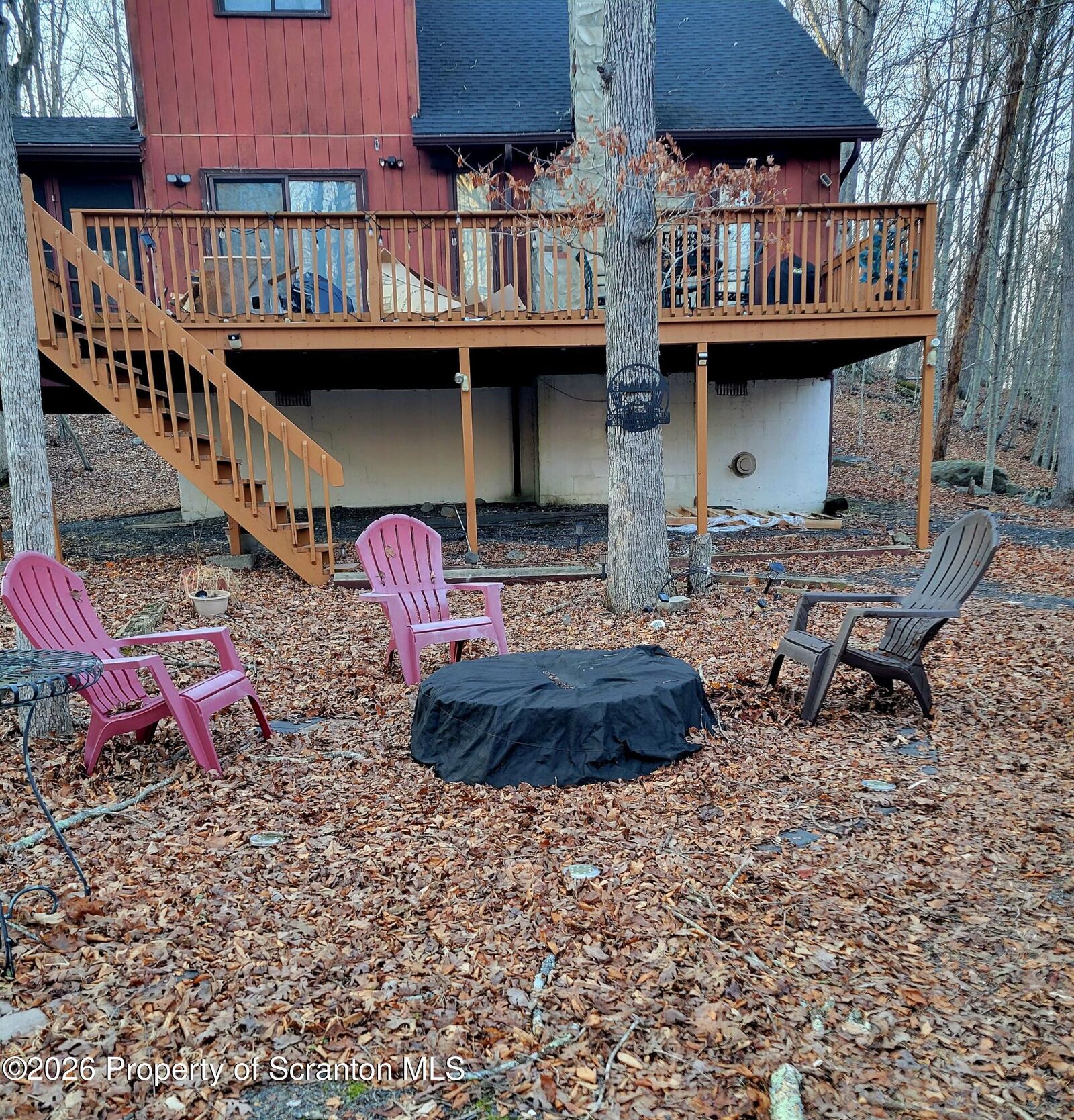 Property Photo:  353 Saunders Drive Pa  PA 18301 