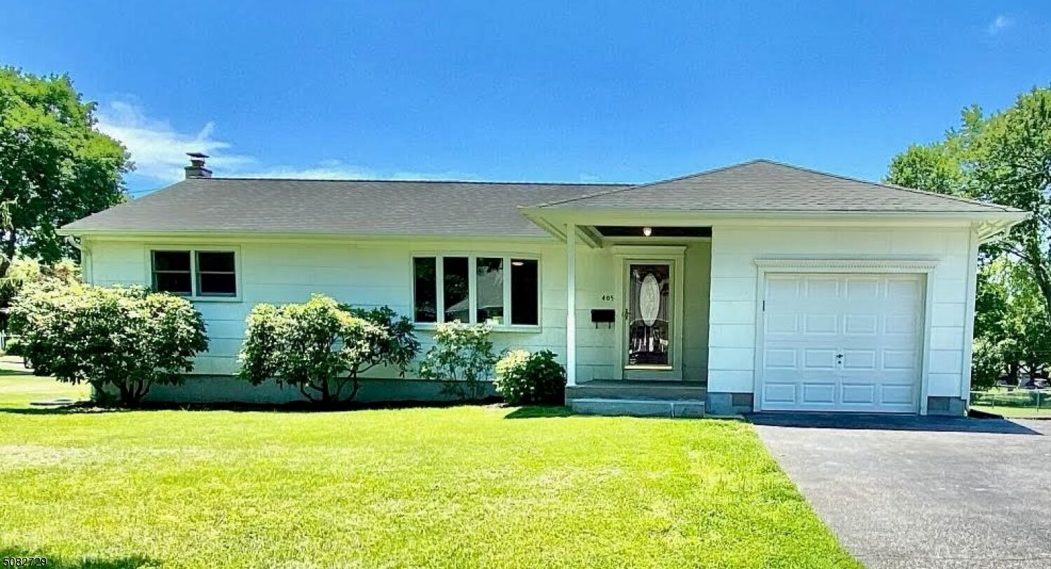 Property Photo: 405 Hurley Dr NJ 07840