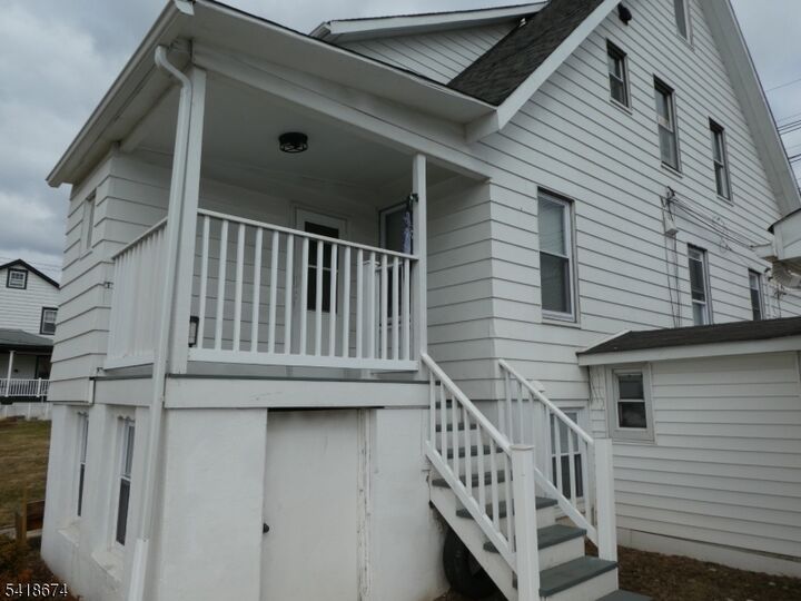 Property Photo: 1354 Stelton Rd NJ 08854
