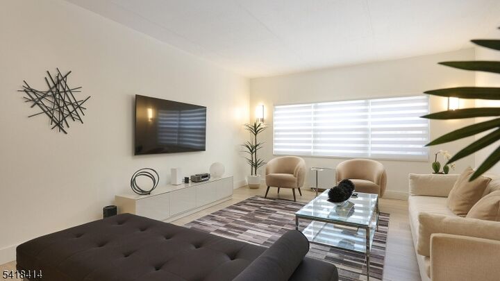 Property Photo:  22 Riverside Dr B 7  NJ 07016 