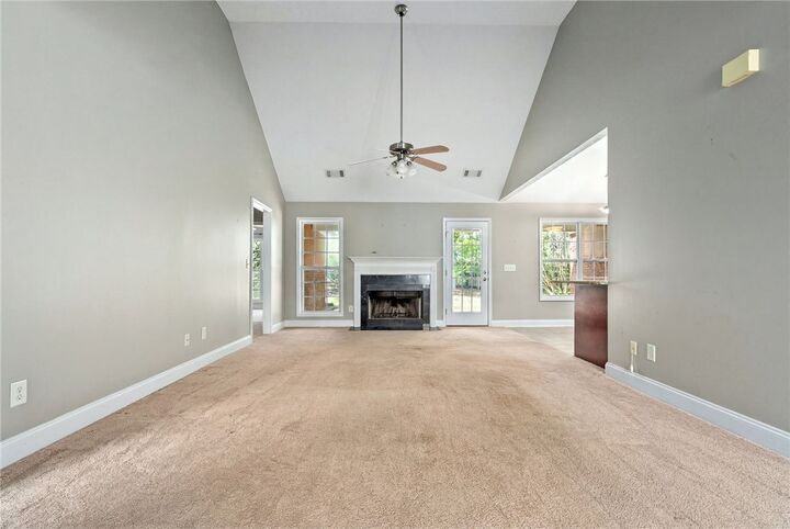 Property Photo: 221 Belmonte Drive AL 36830