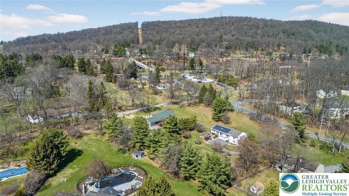 Property Photo:  3686 Hickory Hill Road  PA 18015 