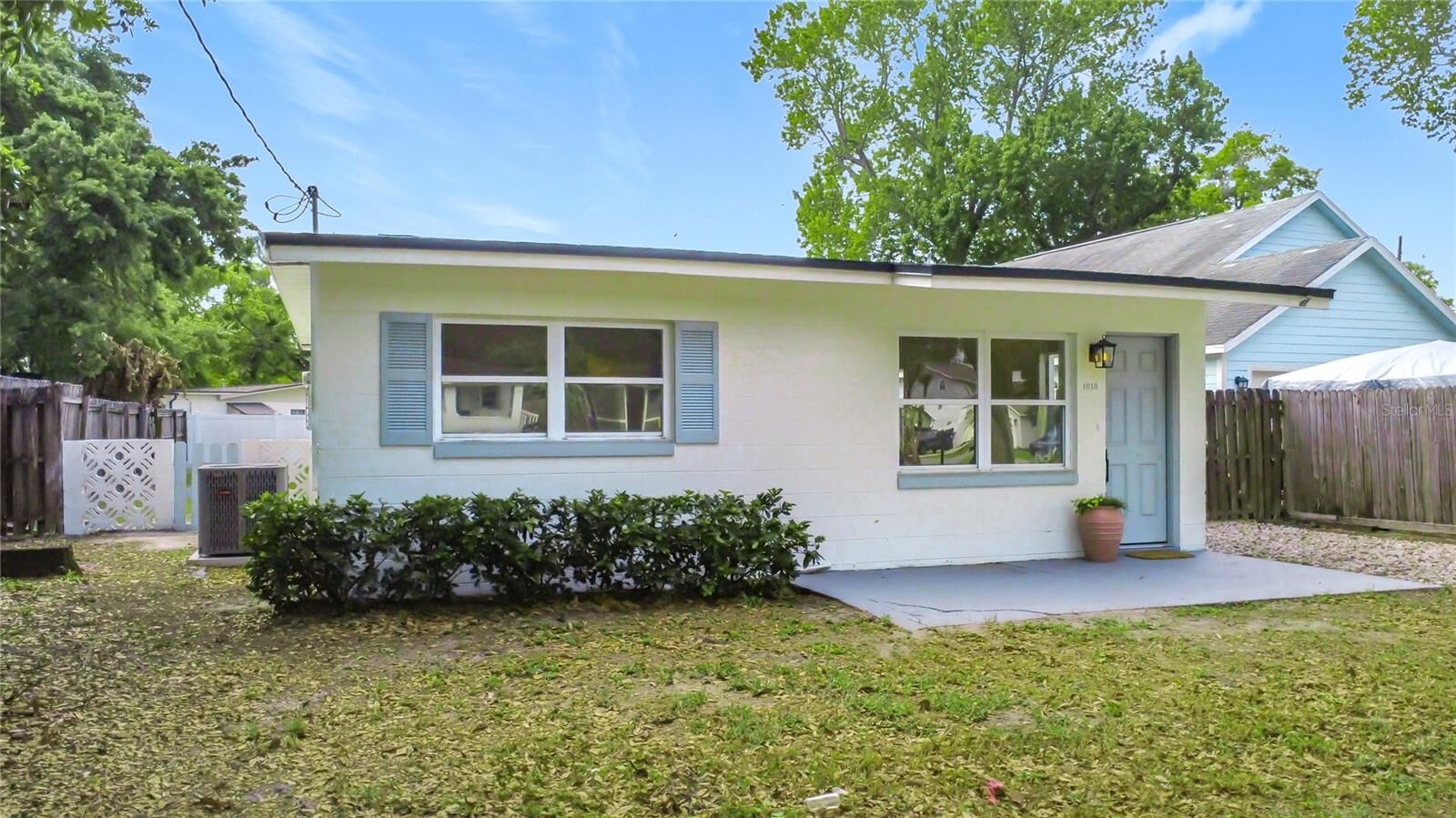 Property Photo:  1018 Dowd Avenue  FL 32804 