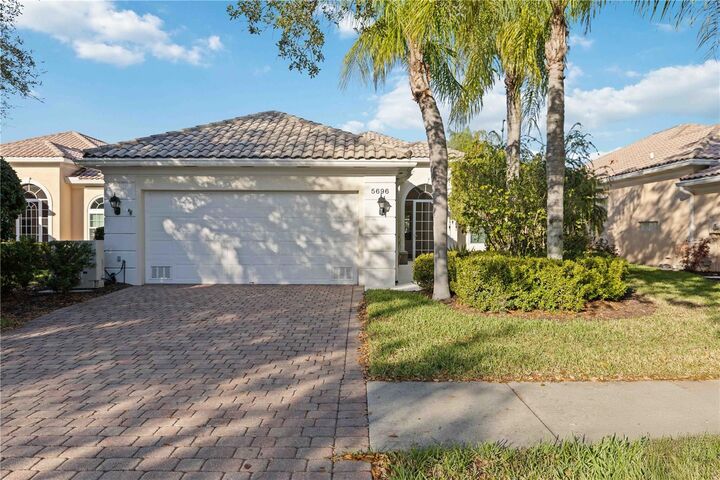 Property Photo:  5696 Ferrara Drive  FL 34238 