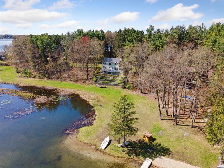 Property Photo:  8872 Hidden Harbor Drive  MI 49342 