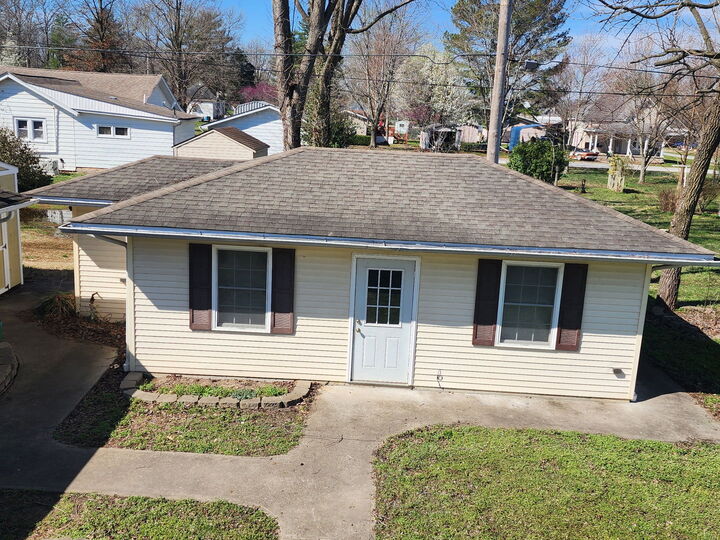 Property Photo:  113 Jackson Street  IL 62949 