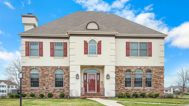 Property Photo:  1607 Chestnut Grove Court  IL 61822 