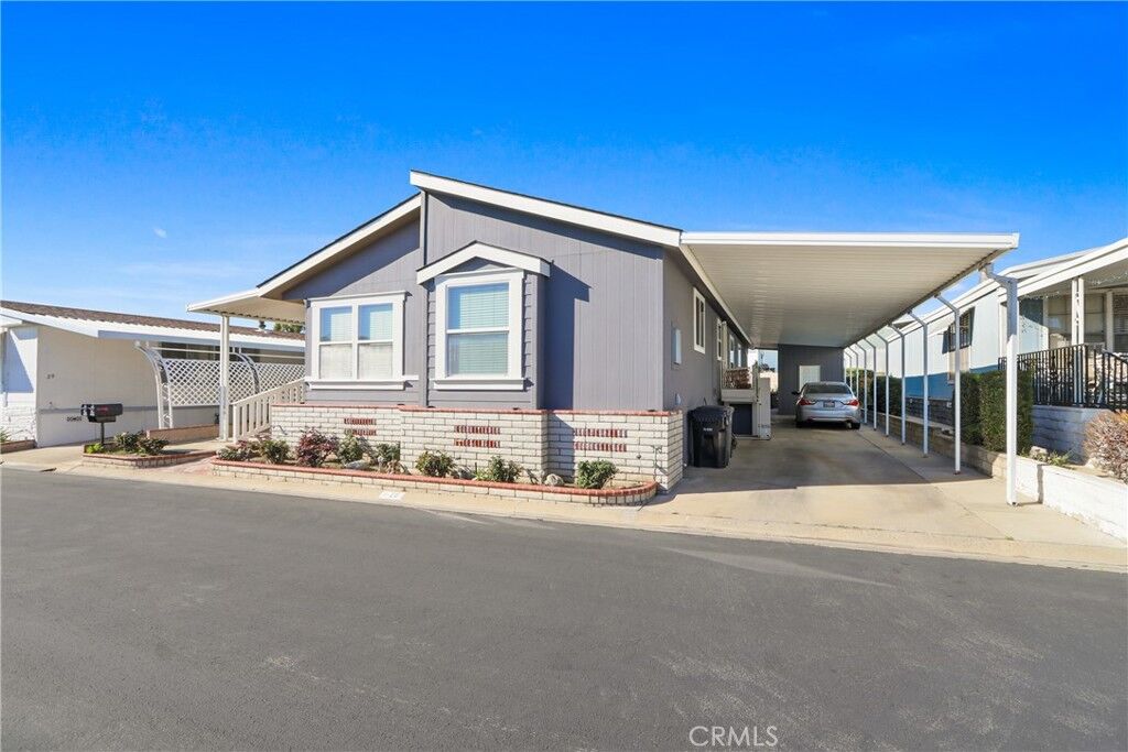 Property Photo: 3800 Bradford 28 CA 91750