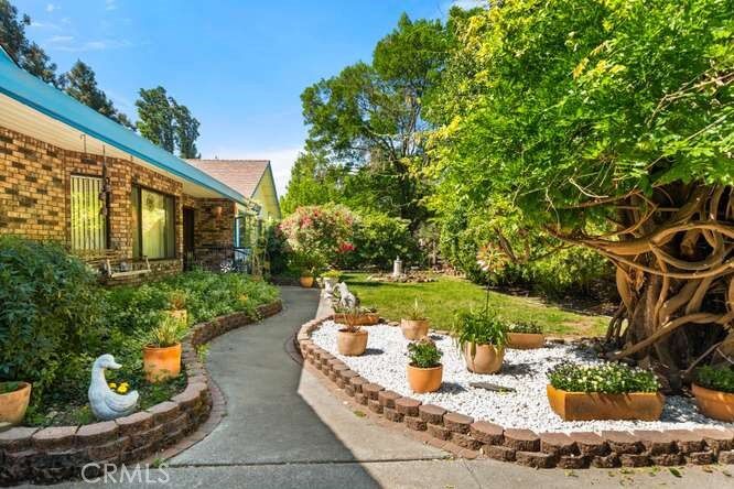 Property Photo:  625 La Bonita Court  CA 95973 