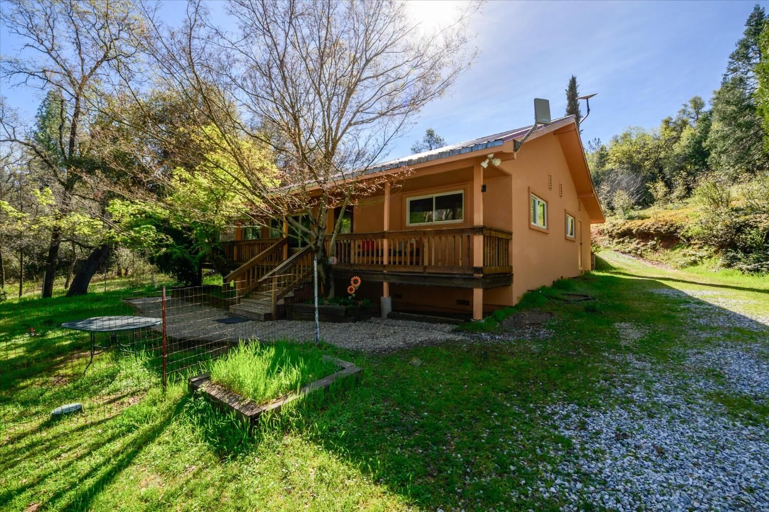 Property Photo: 3640 Omo Ranch Road CA 95684
