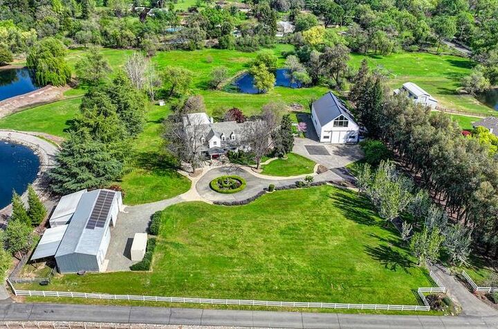 Property Photo:  2425 Duarte Road  CA 95663 