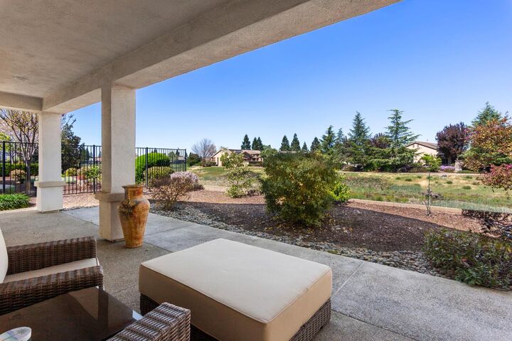 Property Photo:  380 Lilypond Lane  CA 95648 