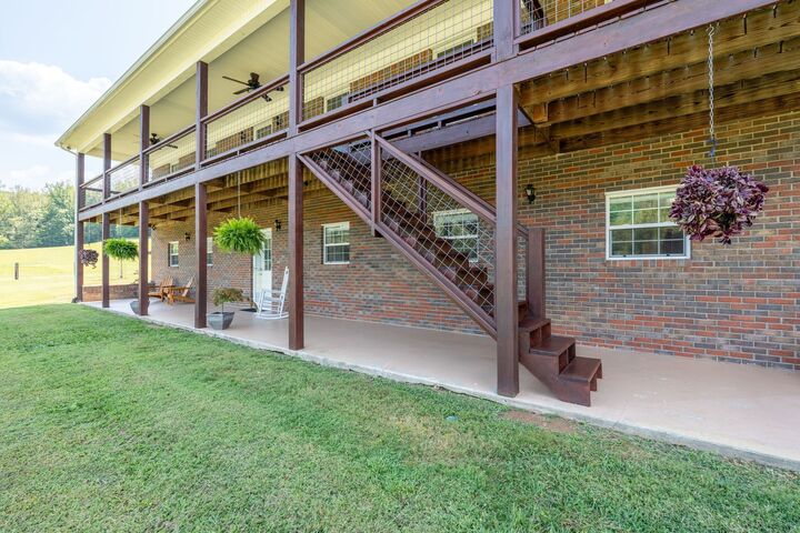 Property Photo:  6285 Rayburn Creek Rd  TN 38450 