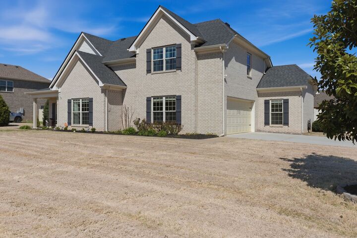 Property Photo: 2206 Faulkner Springs Dr TN 37128